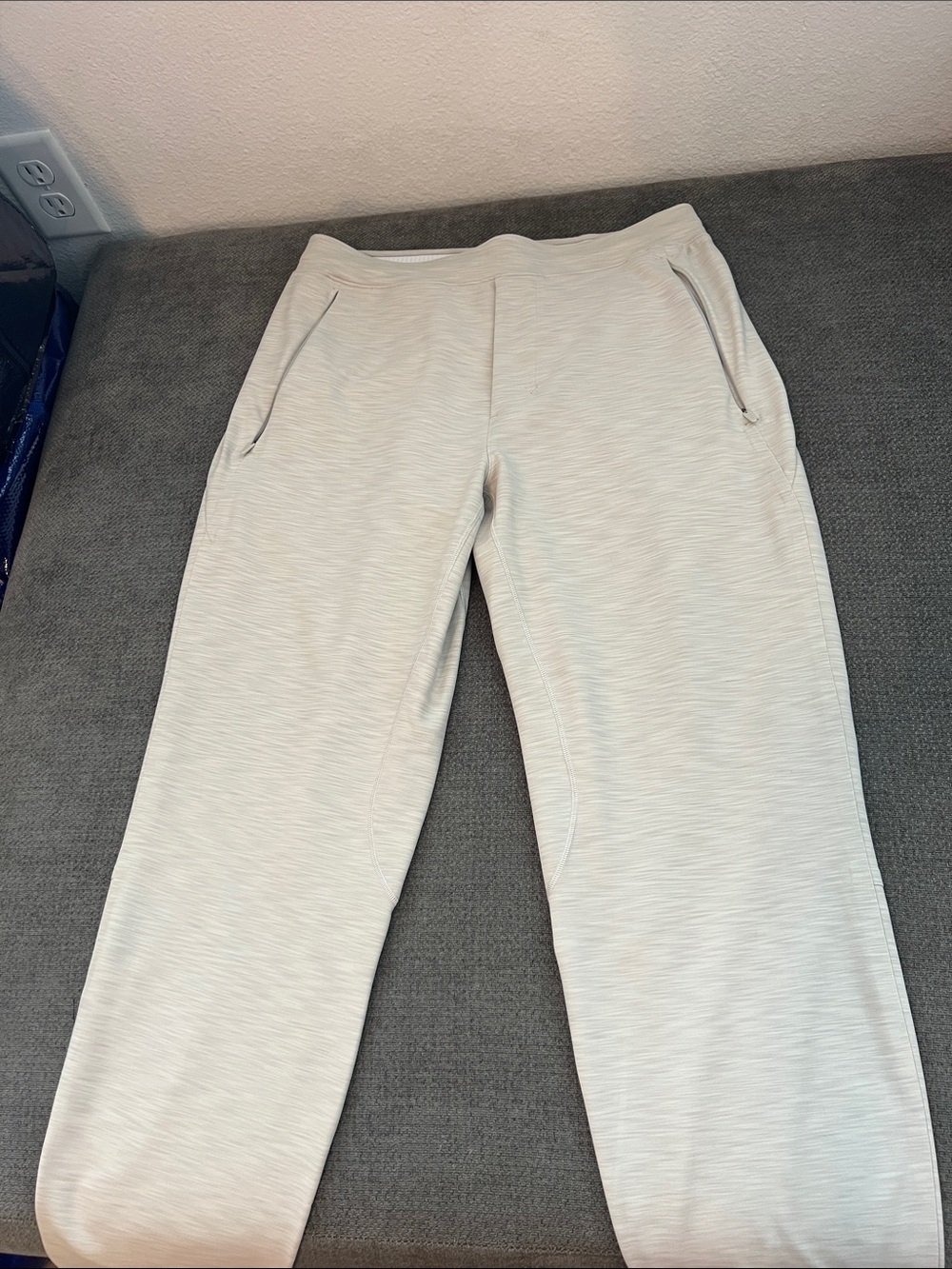lululemon athletica Men's Light Heather Cream Jogger Pants